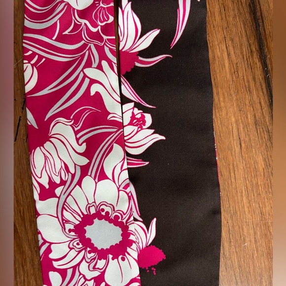 Valentino Twilly Scarf - Picture 5 of 9